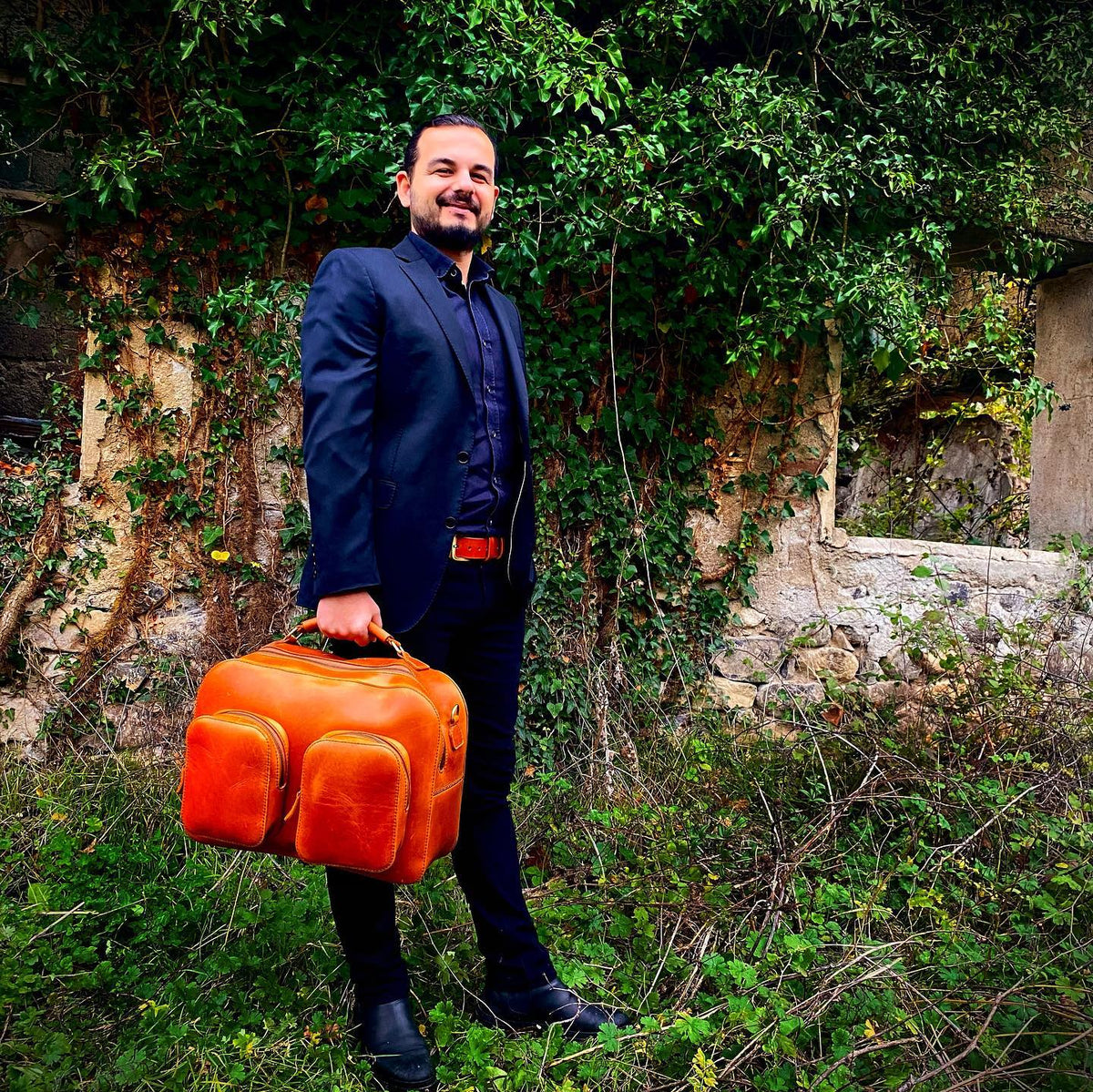 Turuncu Deri Evrak Çantası — Dabi Deri el yapımı