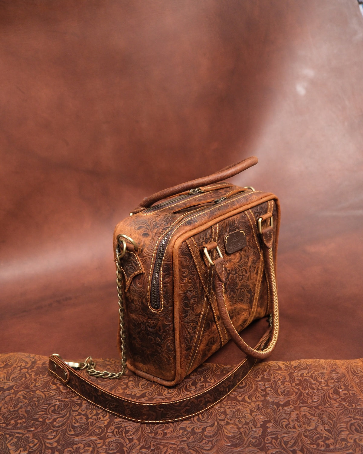 El İşlemeli Mini Deri Satchel — Dabi Deri el yapımı