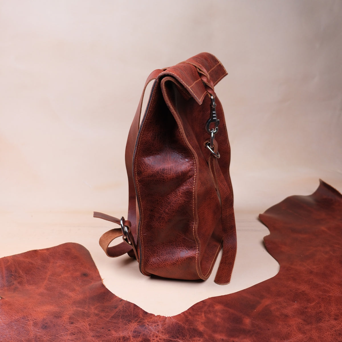 Hakiki Deri Rolltop Sırt Çantası